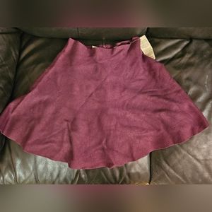 Knit maroon/burgundy circle skirt with zipper